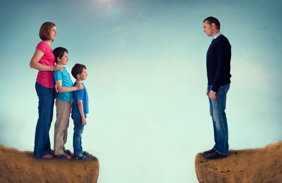Que tus hijos no carguen el peso del divorcio. ¡Sigue estos consejos!