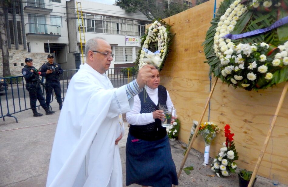 P. Fernando Pinto: “Pidámosle a Dios sabiduría para reconstruir nuestra ciudad”