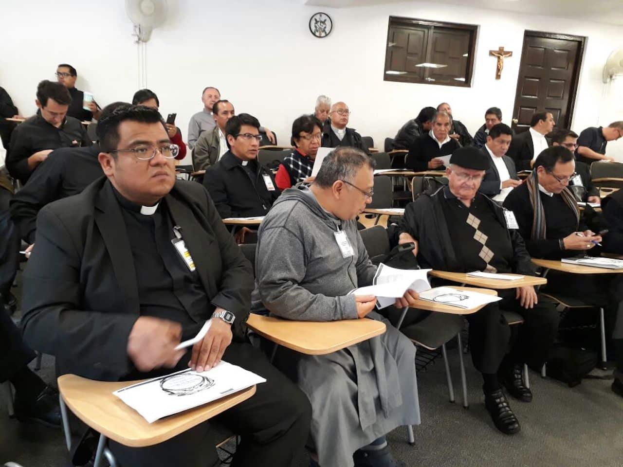 La Panamericana capacita a los sacerdotes en oratoria