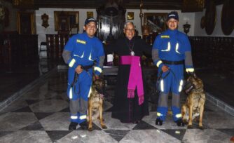 Entrega la Catedral de México reconocimientos a las Fuerzas Armadas, y la Marina por su labor de rescate durante los pasados sismos