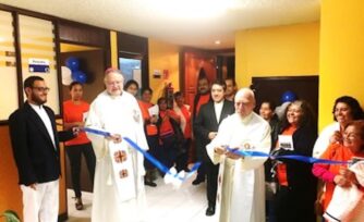 Inaugura la II Vicaría “Cristo Rey” un banco de medicamentos