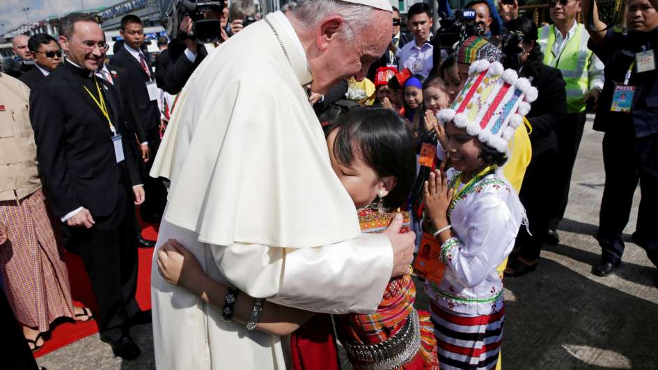 La pequeña y acosada comunidad católica de Bangladesh espera con ansias al Papa