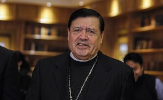 Felicitación al Card. Norberto Rivera por su 32 aniversario de ordenación episcopal