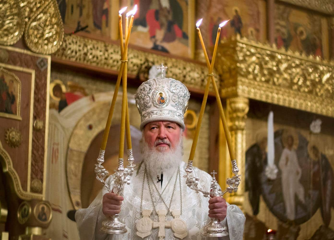 Masacre frente a una iglesia en Daguestán. Patriarca Kirill: quieren romper la armonía entre cristianos y musulmanes