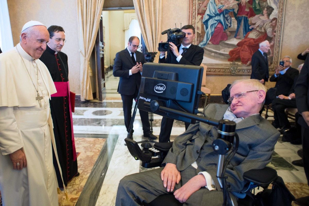 Científicos del Vaticano lamentan la muerte de Stephen Hawking