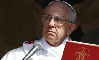 Papa Francisco: Interrumpir el embarazo significa quitar una vida