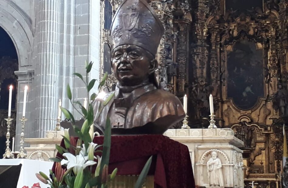 Realizan escultura del Card. Ernesto Corripio Ahumada