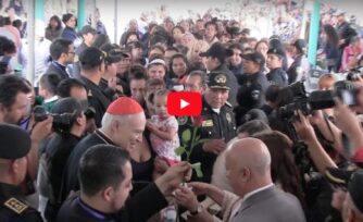 Video: Cardenal Carlos Aguiar visita el Centro Femenil de readaptación social de la CDMX