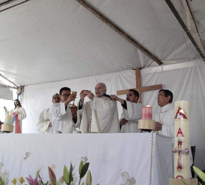 Galería de la visita del Card. Carlos Aguiar al reclusorio de Santa Martha Acatitla