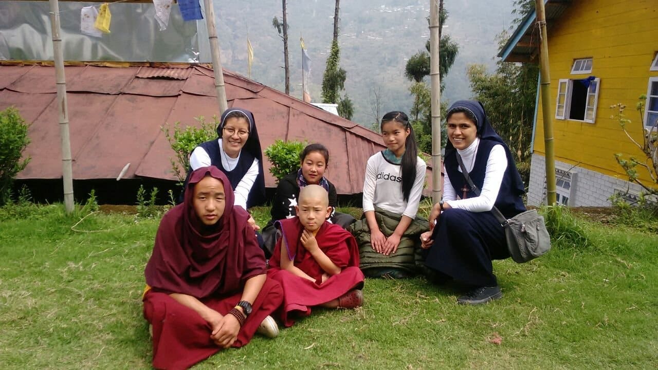 ¿Qué hacen dos religiosas veracruzanas en el Himalaya?