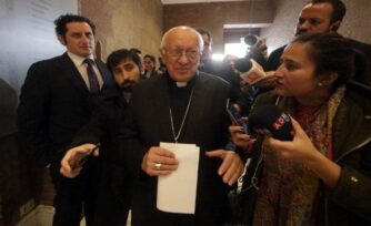 Cardenal Ezzati imputado por encubrimiento de abusos sexuales