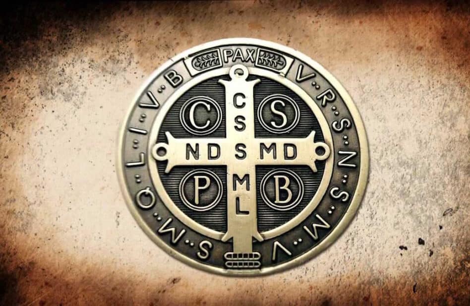 Así puedes ganar Indulgencia Plenaria con la medalla de San Benito