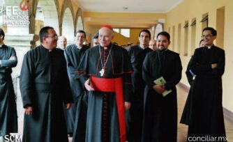 Conociendo al Arzobispo de México: Obispo, el que propicia y cuida la comunión