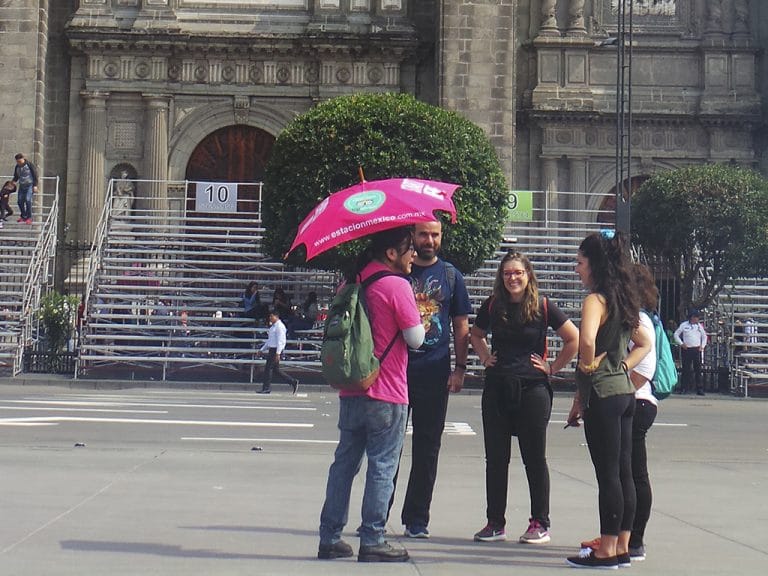Los Guías