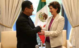 Iglesia y gobierno federal firman convenio para proteger patrimonio religioso