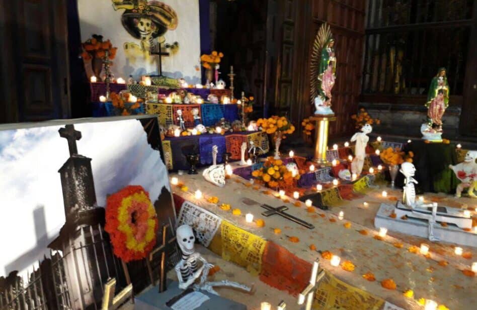 Las calaveritas que llenan de vida a la Catedral