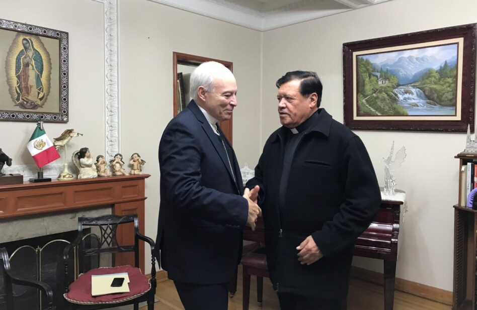 El arzobispo Aguiar visitó al cardenal Rivera para manifestarle su cercanía