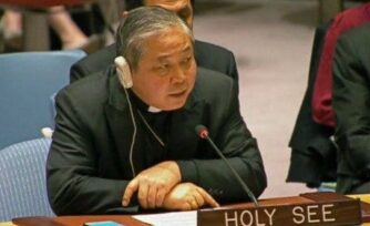 Santa Sede a ONU: “Priorizar la protección legal de los migrantes"