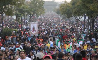 10 millones de peregrinos cantan las Mañanitas a la Virgen de Guadalupe