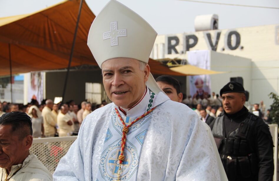 Lleva el Cardenal Aguiar esperanza a internos del Reclusorio Oriente