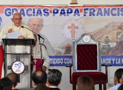 Pide el Papa una solución justa y pacífica para Venezuela