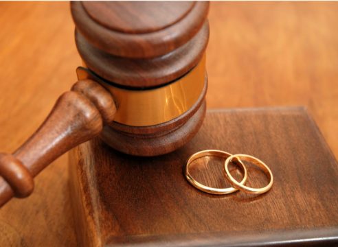 Jueces y catedráticos evaluarán reformas del Papa sobre nulidad matrimonial