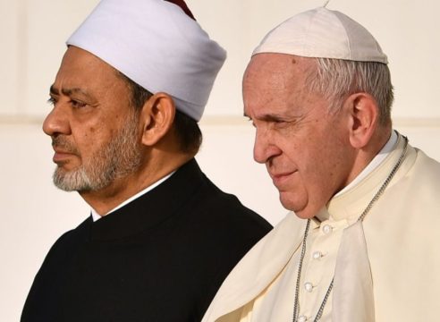 El Papa y el Gran Imán: Dios no quiere que se aterrorice en su nombre