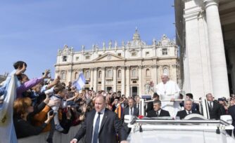 “No todo se resuelve con justicia”: Papa Francisco