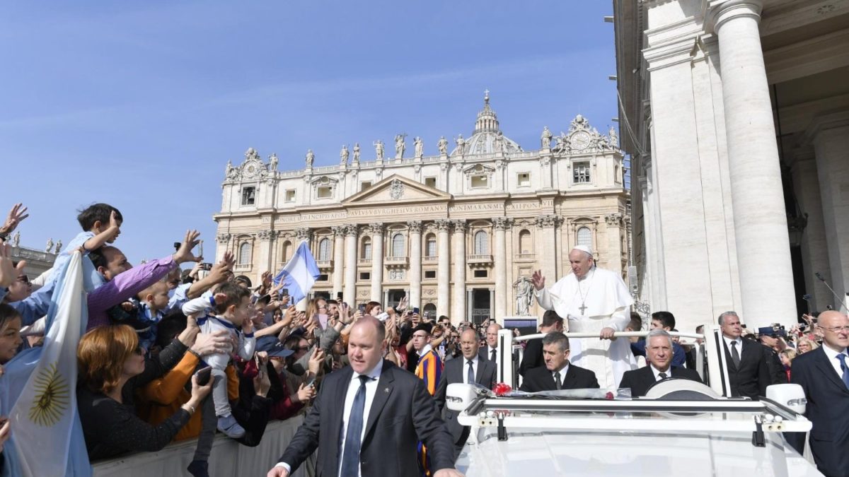 “No todo se resuelve con justicia”: Papa Francisco