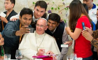 El Papa pospone la JMJ y el Encuentro Mundial de las Familias