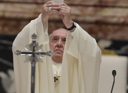 Papa: "Jesús no quiere una Iglesia que tenga todo bajo control"