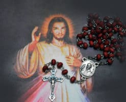Coronilla de la Divina Misericordia: ¿Cómo se reza y a qué hora del día?