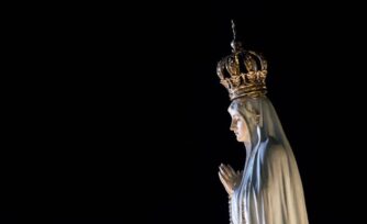 Hoy se cumplen 105 años de la primera aparición de la Virgen de Fátima