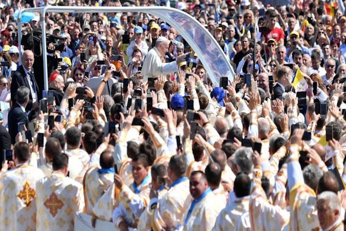 Papa beatifica a siete Obispos greco-católicos. Foto Vatican Media