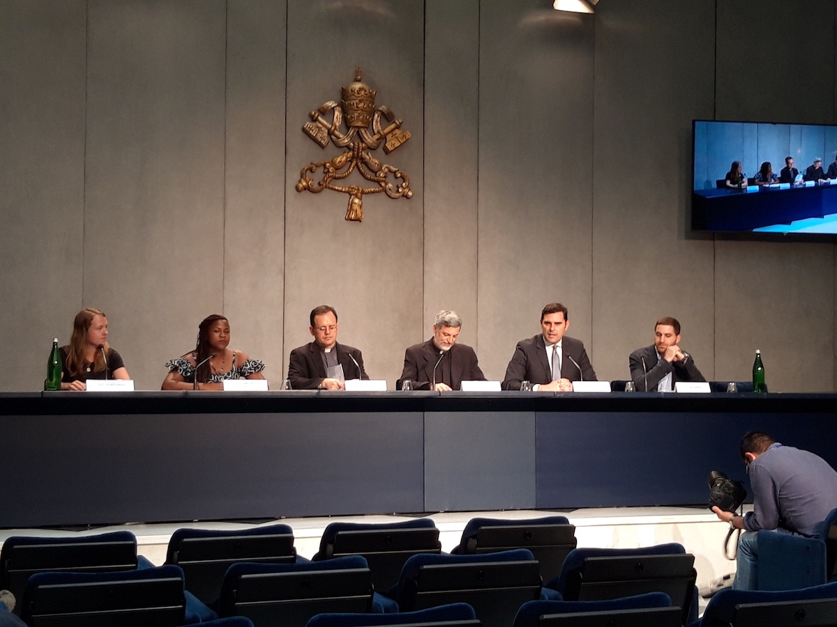 Inicia el Foro Internacional de los Jóvenes en el Vaticano