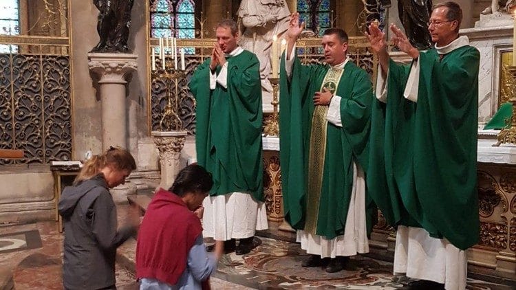 Misa en Notre Dame de París el 10 de septiembre de 2018, el día de su partida. Foto: Vatican News