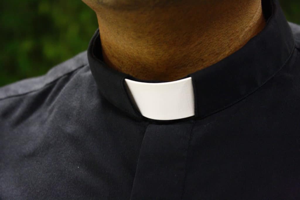 Sacerdote. Foto: Pixabay