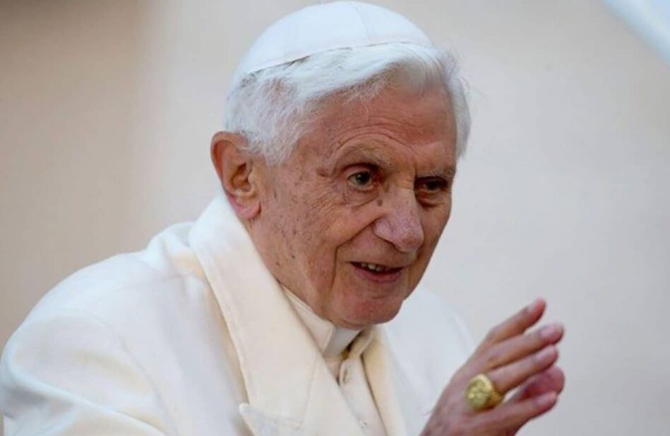 El Papa Benedicto XVI visitó de sorpresa los Castillos Romanos