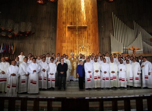 Sacerdotes de varias diócesis se despiden de la Virgen de Guadalupe