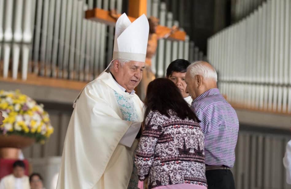 Iglesia en México pide calma a fieles ante expansión de coronavirus