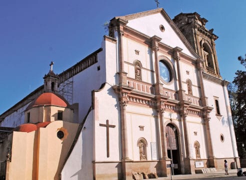 Conoce la Basílica de la Virgen de la Salud, la reina de Pátzcuaro