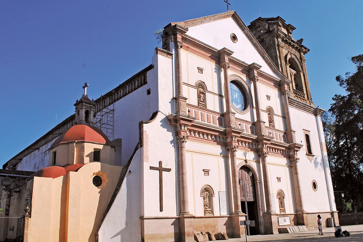 Conoce la Basílica de la Virgen de la Salud, la reina de Pátzcuaro
