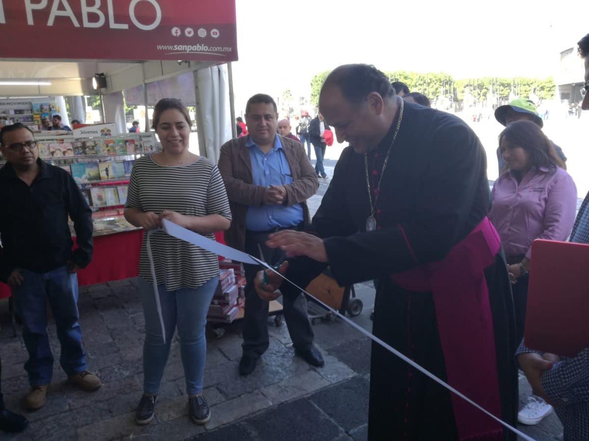 Inauguran Feria del Libro Católico en la Basílica de Guadalupe