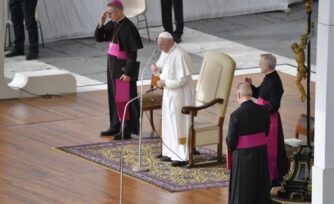 Papa Francisco: chismes y rumores son un cáncer que daña a la Iglesia