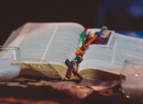 10 errores que no debemos cometer con la Biblia