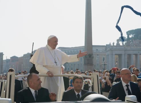 Papa Francisco: Los proyectos humanos fracasan sin Dios