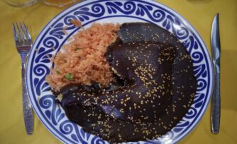 Receta de mole poblano, original de las monjas dominicas