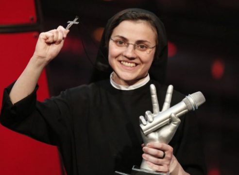 La monja de The Voice reafirma su vocación y hace su profesión perpetua