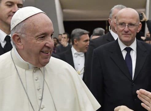 El Papa Francisco acepta renuncia del jefe de la Gendarmería Vaticana