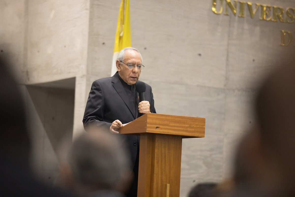 El Dr. Mario Ángel Flores fue rector de la Universidad Pontificia de México. Foto: Maria Langarica